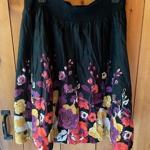 Women’s vibrant fun skirt  plus size 18/20